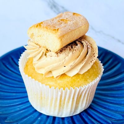 Tiramisu Cupcake (with Mascarpone Icing)