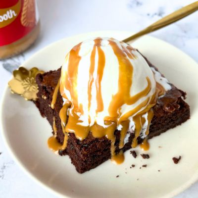 Biscoff Brownie with Ice Cream