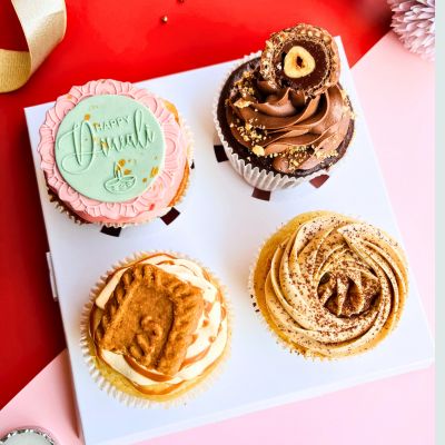Gourmet Diwali Combo [Eggless Cakes]