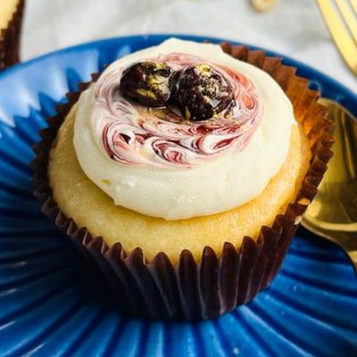 Blueberry Cheesecake Cupcake