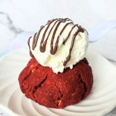 Red Velvet Cookie with Ice Cream