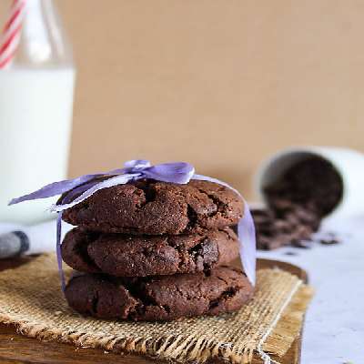 Double Chocolate Chip Cookie