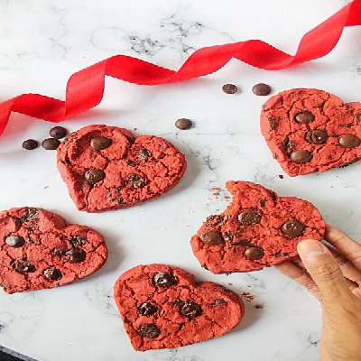 Chocolate Chip Heart Cookie