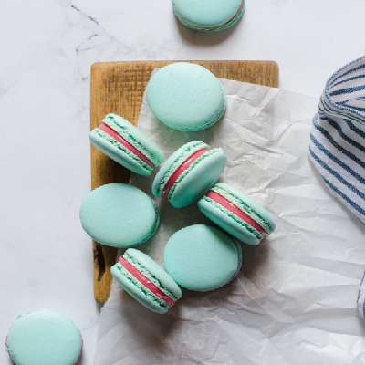 Bubblegum Macarons (Box Of 2)