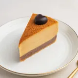 Lotus Biscoff Layered Cheesecake Slice