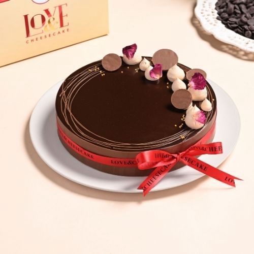1/2 kg Dark Chocolate and Sea Salt Cake