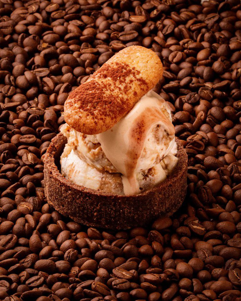 Apple Crumble Cheesecake Scoop