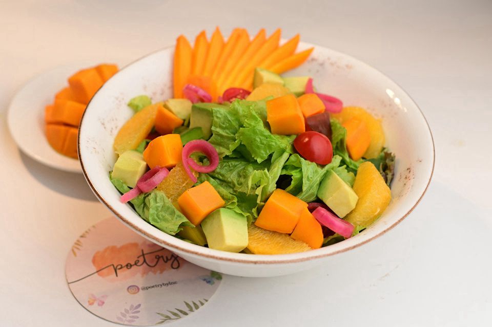 Avocado & Mango Salad