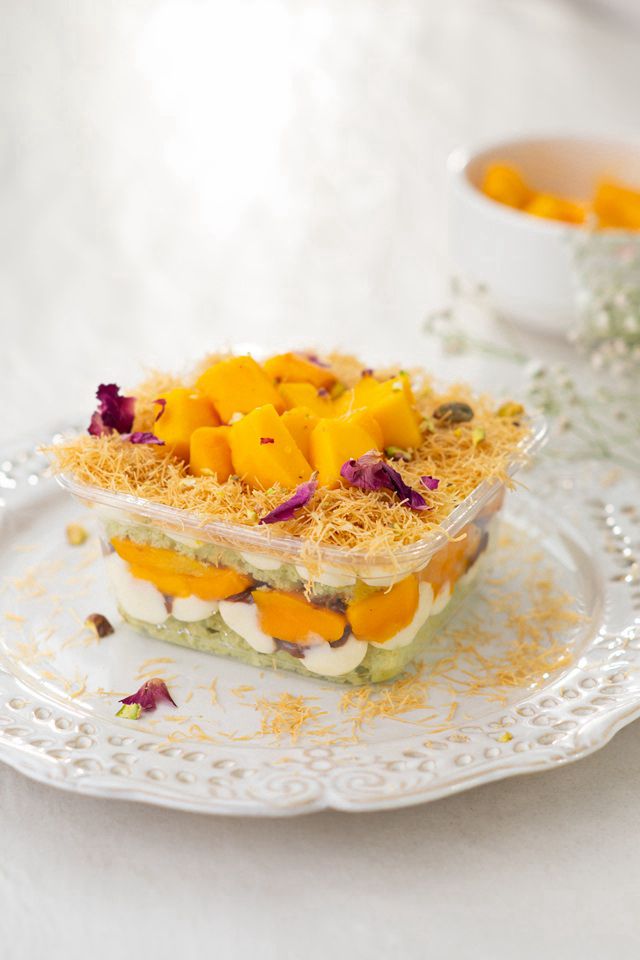 Fresh Mango Pistachio Kunafa Cheesecake Tub 250 gms