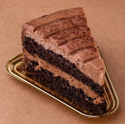 Nutella Layered Cheesecake Slice