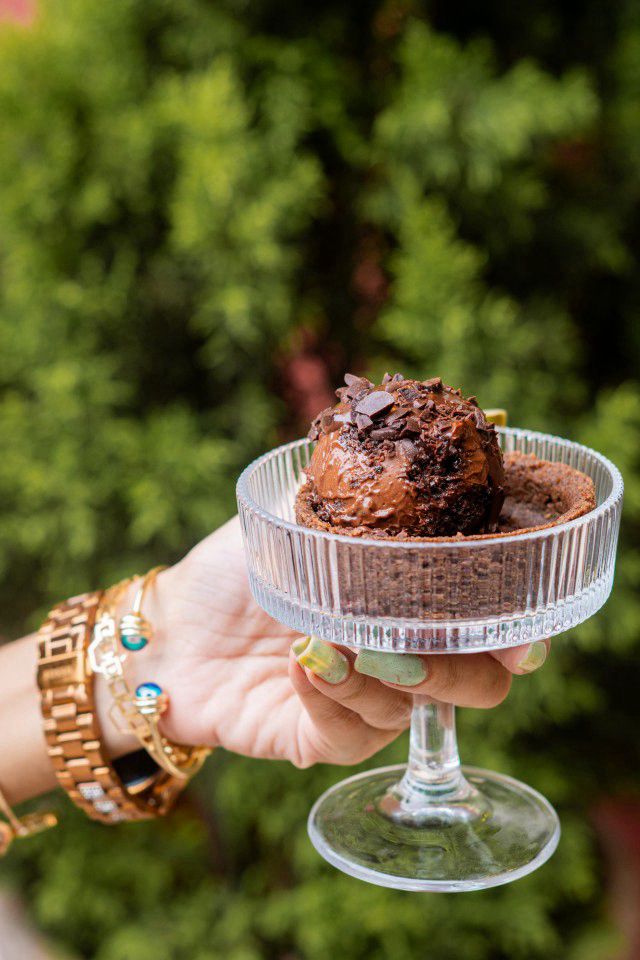 Chocolate Brownie Cheesecake Scoop