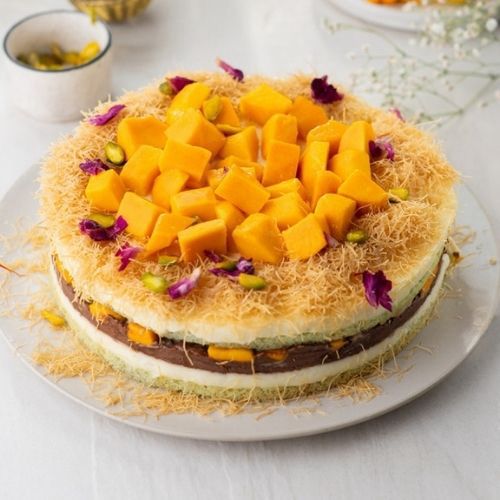 1 Kg Fresh Mango Pistchio Kunafa Cheesecake