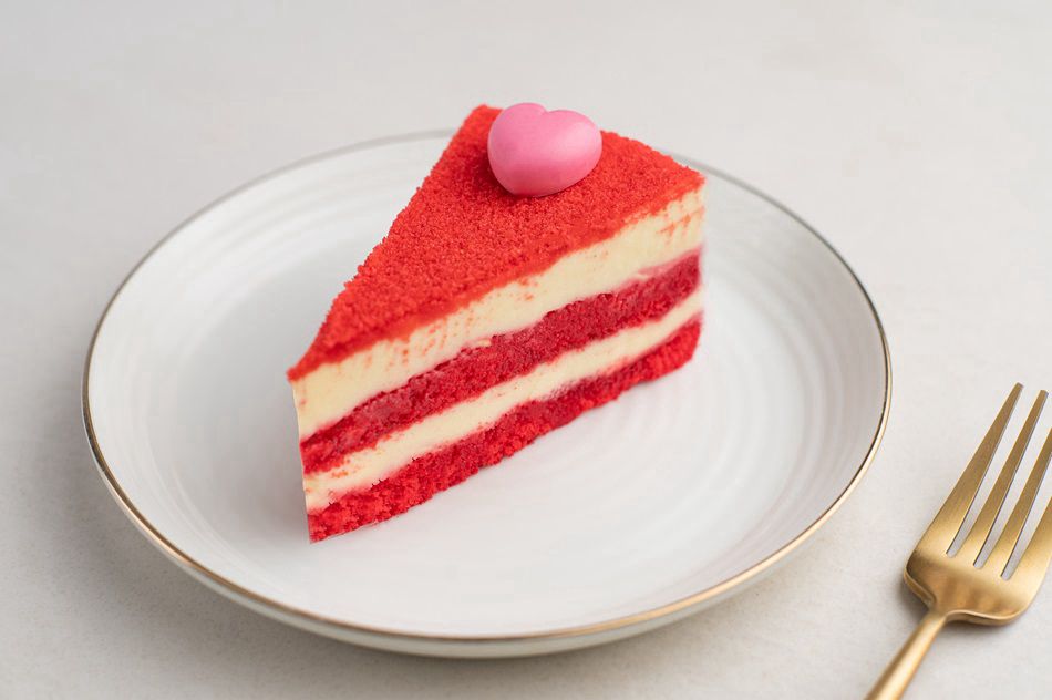 Red Velvet Cheesecake Slice
