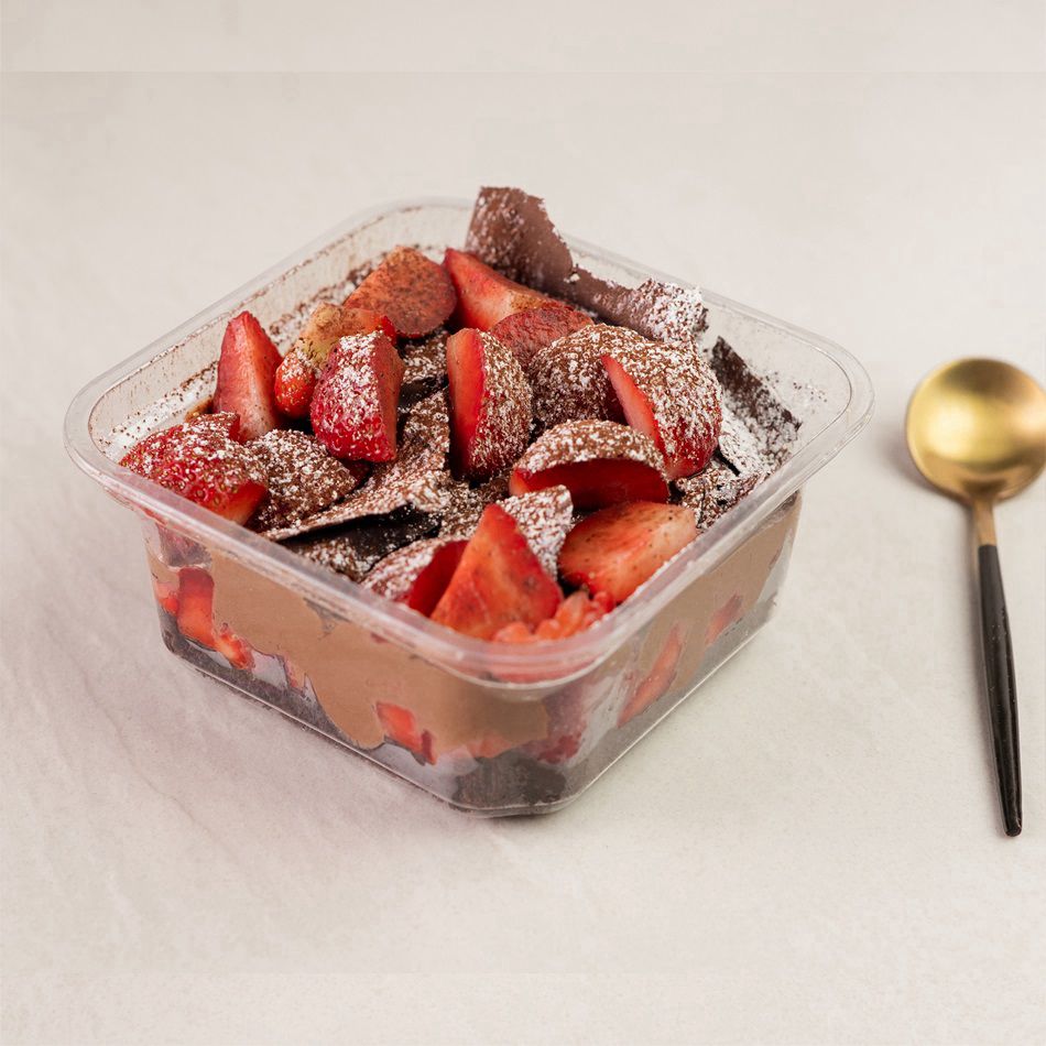 Fresh Strawberry Double Chocolate Cake Tub
