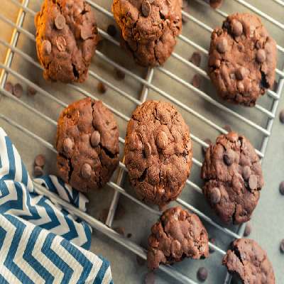 Double Chocolate Chip Cookie