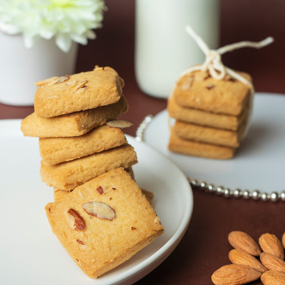 Milk 'N Mix Cookies [300gm]
