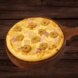 Korma Chicken Regular Pizza