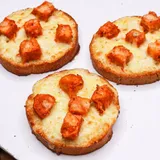 Chicken Tikka Garlic Bread