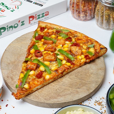 Korean Chicken Pizza (Personal Giant Slice (22.5 Cm))