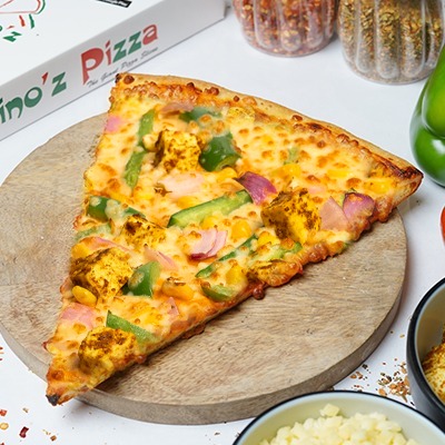Tandoori Paneer Pizza (Personal Giant Slice (22.5 Cm))