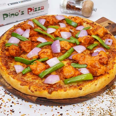 Butter Chicken Giant Giant Pizza