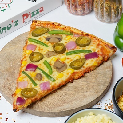 Pesto & Basil Veg Pizza Personal Giant Slice (22.5 Cm)