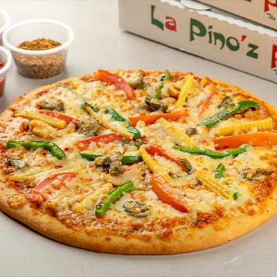 Las Vegas Treat Giant Pizza