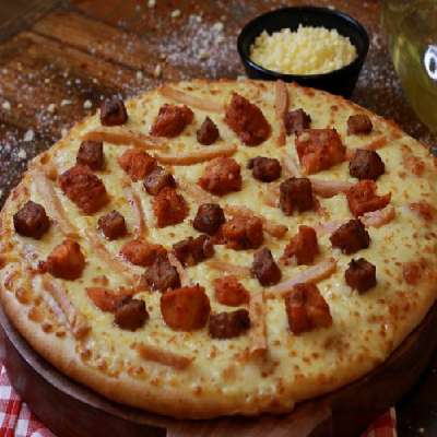 La Pino'z Chicken Pizza
