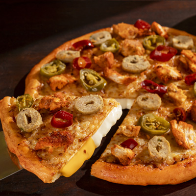 Hot Tandoori Cheese Burst Pizza
