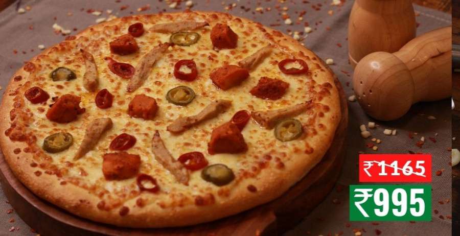 Hot Tandoori Pizza (The Giant (Serves 8, 45.7))