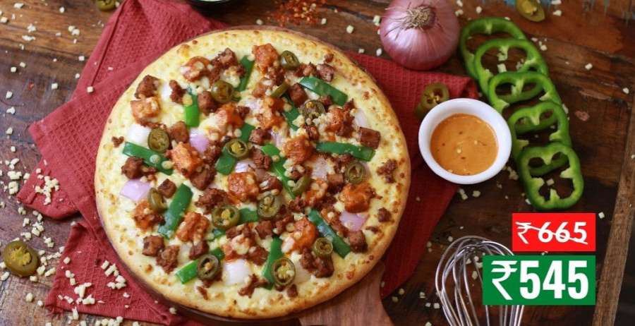 Chicken Tikka Lababdar Pizza (Medium (Serves 2, 24.5 Cm))