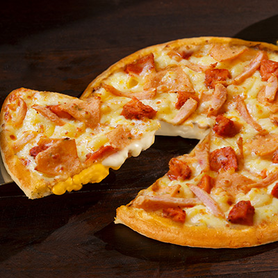 Cheesy Macaroni Non-Veg Cheese Burst Pizza