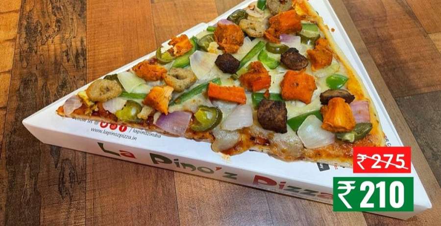 Fire-e-chicken Pizza (Personal Giant Slice (22.5 Cm))