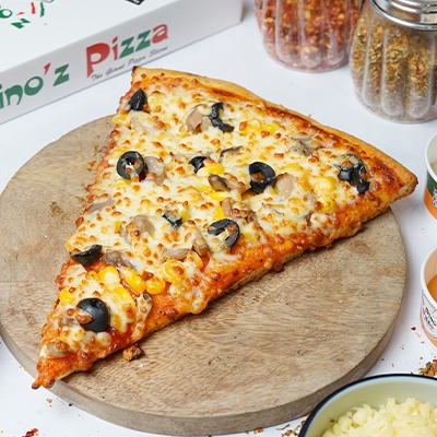 Lovers Bite Pizza Personal Giant Slice (22.5 Cm)
