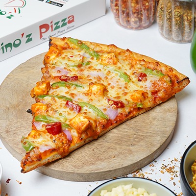 Paneer Tikka Butter Masala Pizza Personal Giant Slice (22.5 Cm)