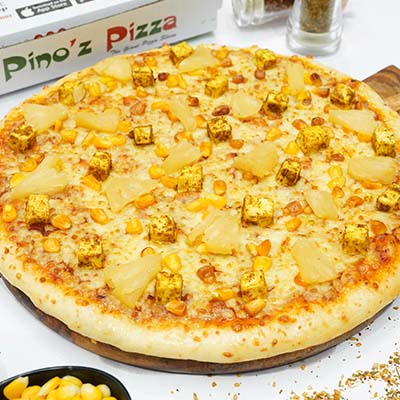 Veg Hawaiian Giant Pizza