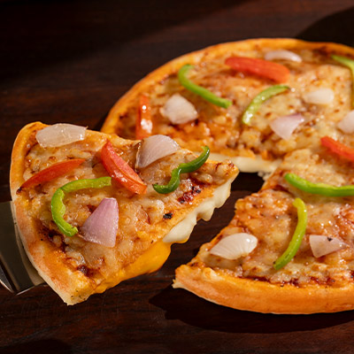 Garden Delight Cheese Burst Pizza
