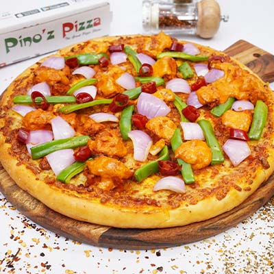 Chicken 65 Giant Giant Pizza