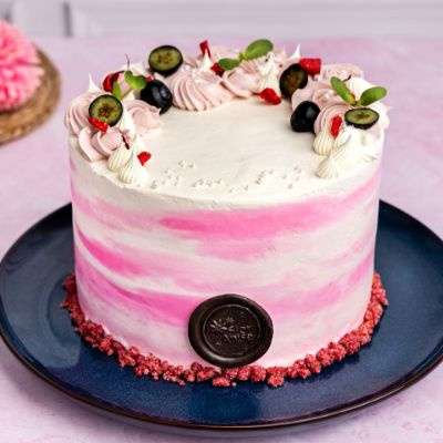 Berry White Chocolate Cream Cake