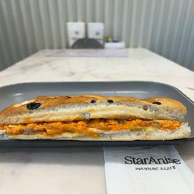 Paneer Tikka Focaccia Sandwich [serve 1]