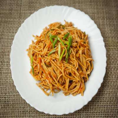 Schezwan Veg Noodles