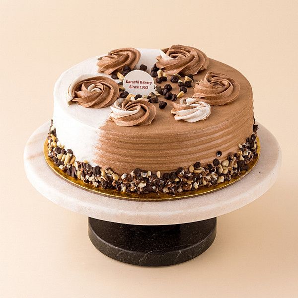 Choco Vanilla Ice Cream Cake (1 Kg)