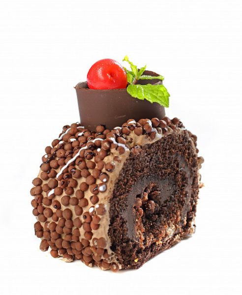 Crunchy Chocolate Roulade Pastry