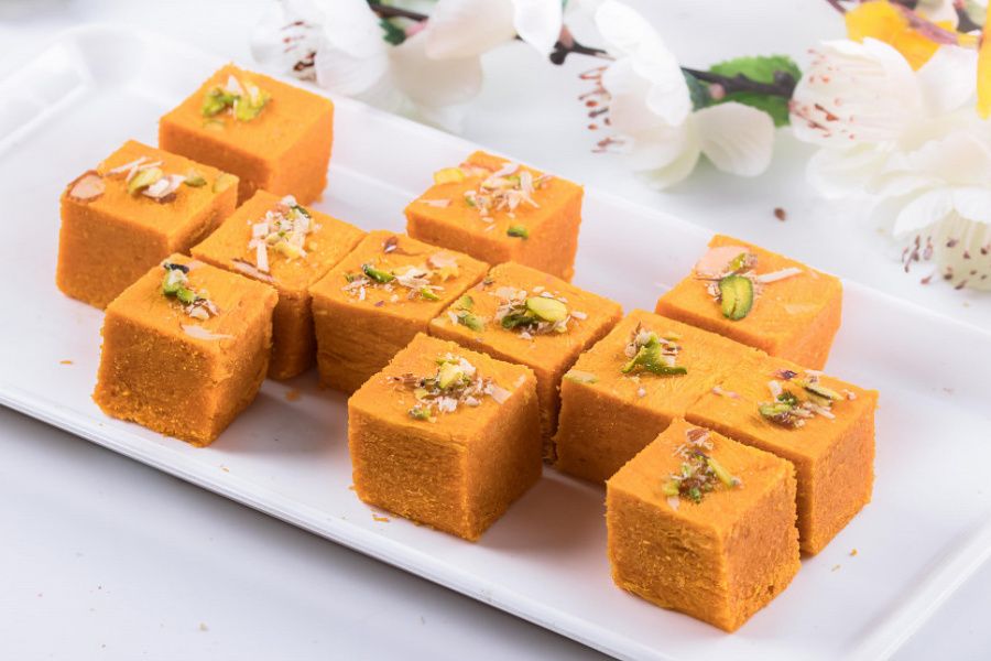 Mango Soan Papdi (300 Gms)