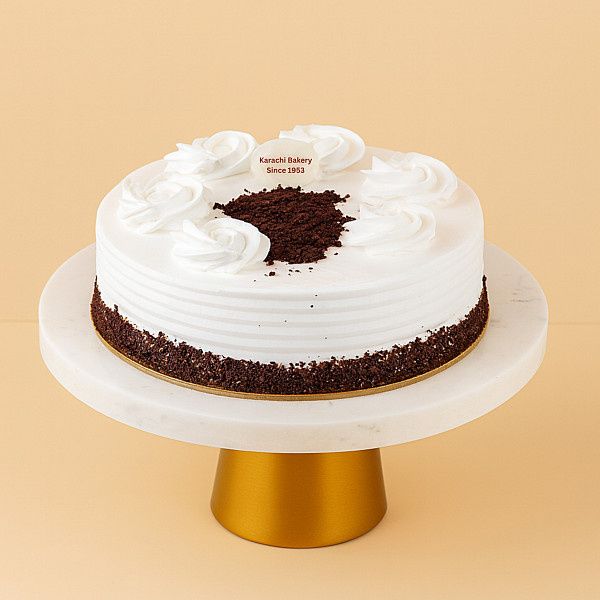 Black Forest Ice Cream Cake (1 Kg)