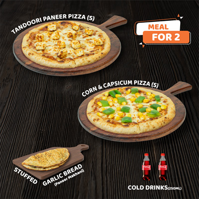 Tandoori Paneer Pizza(S) + Corn & Capsicum Pizza(S) + Stuffed Garlic Bread(Paneer Makhni) + 2 Cokes 