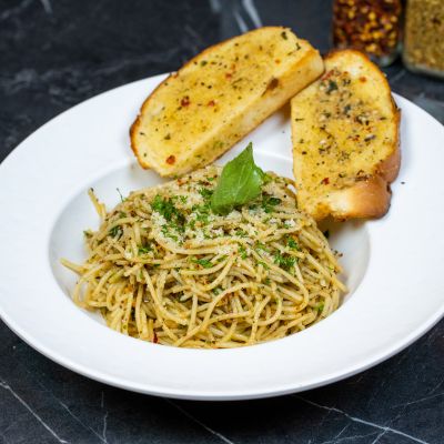 Aglio E Olio Pasta