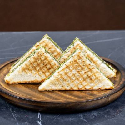 Paneer Peri Peri Sandwich
