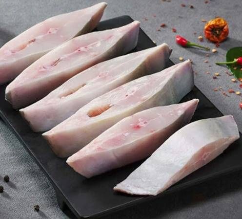 White Pomfret/vellai Vavval