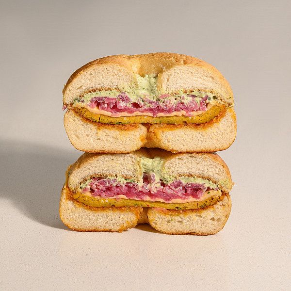 Masala Egg Bagel